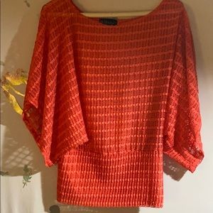 Body central overlay top